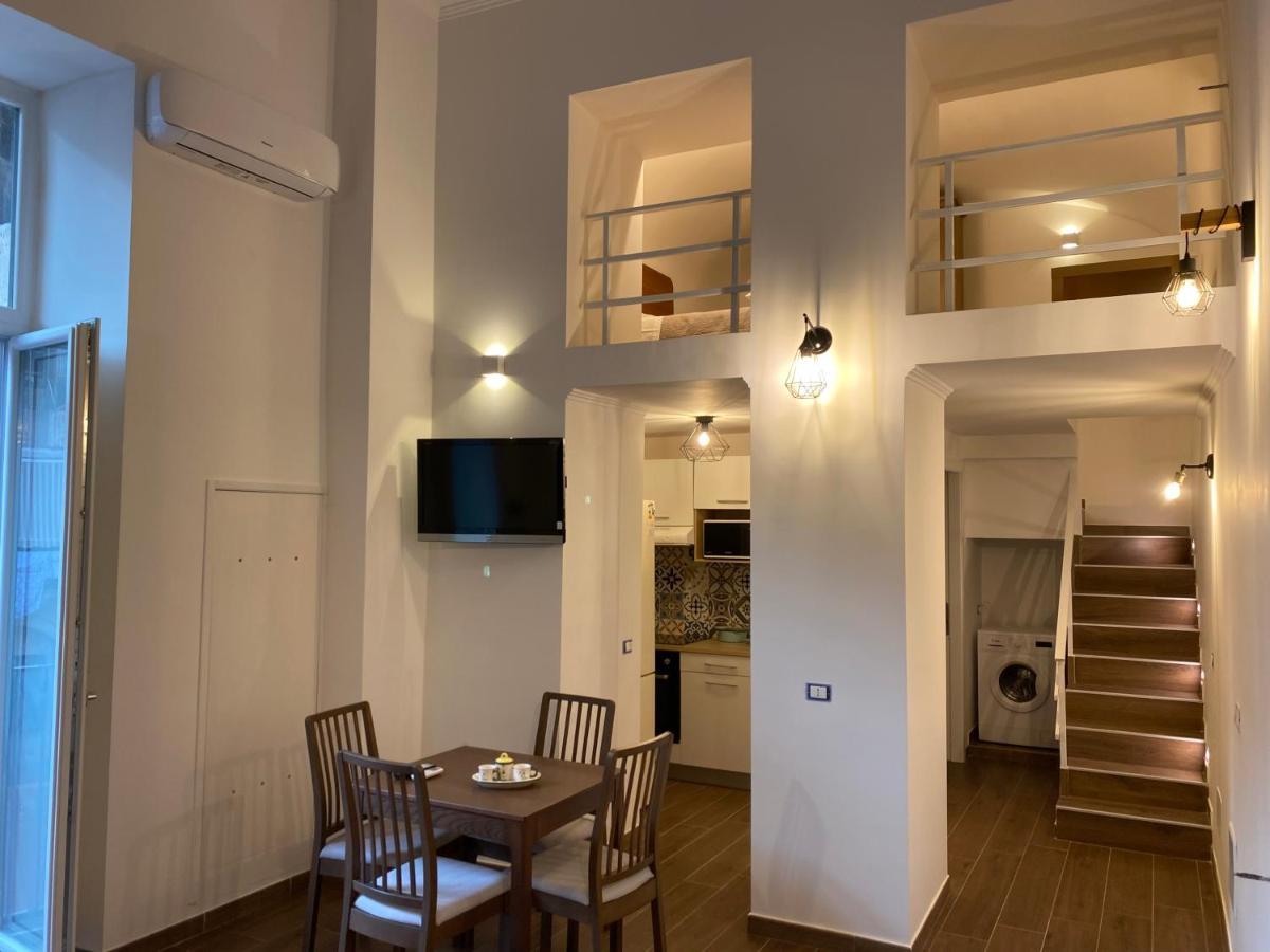 Silvi'S House Apartment Наполи Екстериор снимка